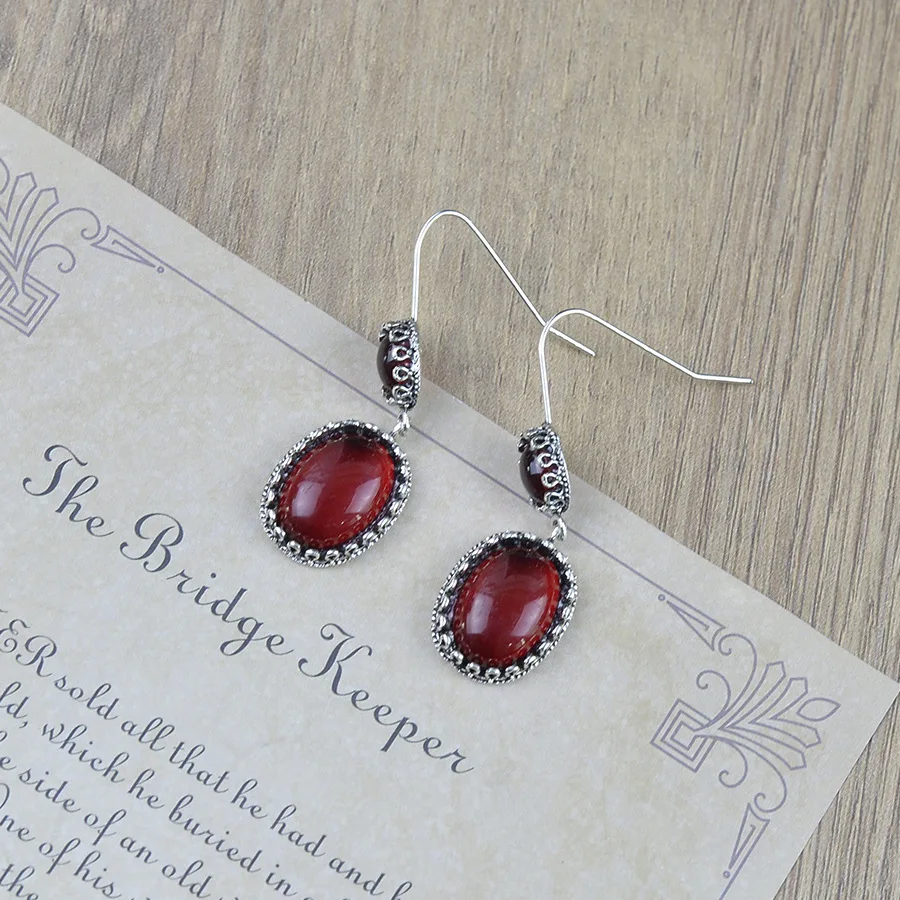 DIY accessories Cross-border new retro baroque red stud earrings, European and American fashion light luxury high-end sense diam view 3