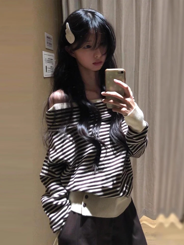 أوائل الخريف طويلة Sve المرأة تي شيرت الكورية Sle كسول مخطط واحد الكتف محبوك أعلى تخفيف Sle فضفاضة تناسب النسيج الناعم