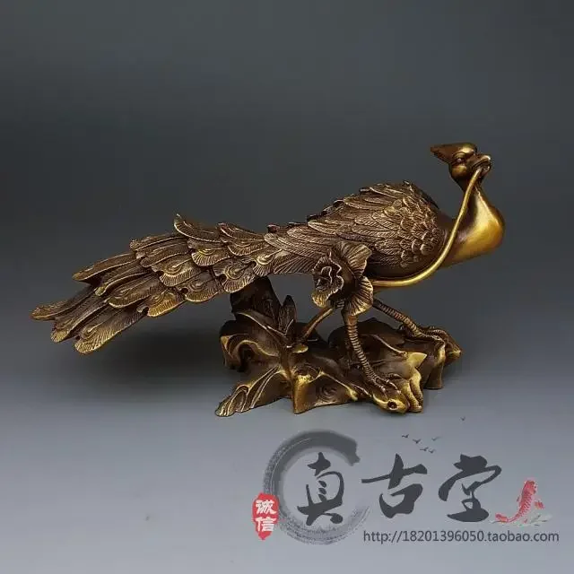 

Chinese Antique Imitation Old Handwork Copper Brass Carving A Lifelike Peacock Statue Fengshui Home Decoration