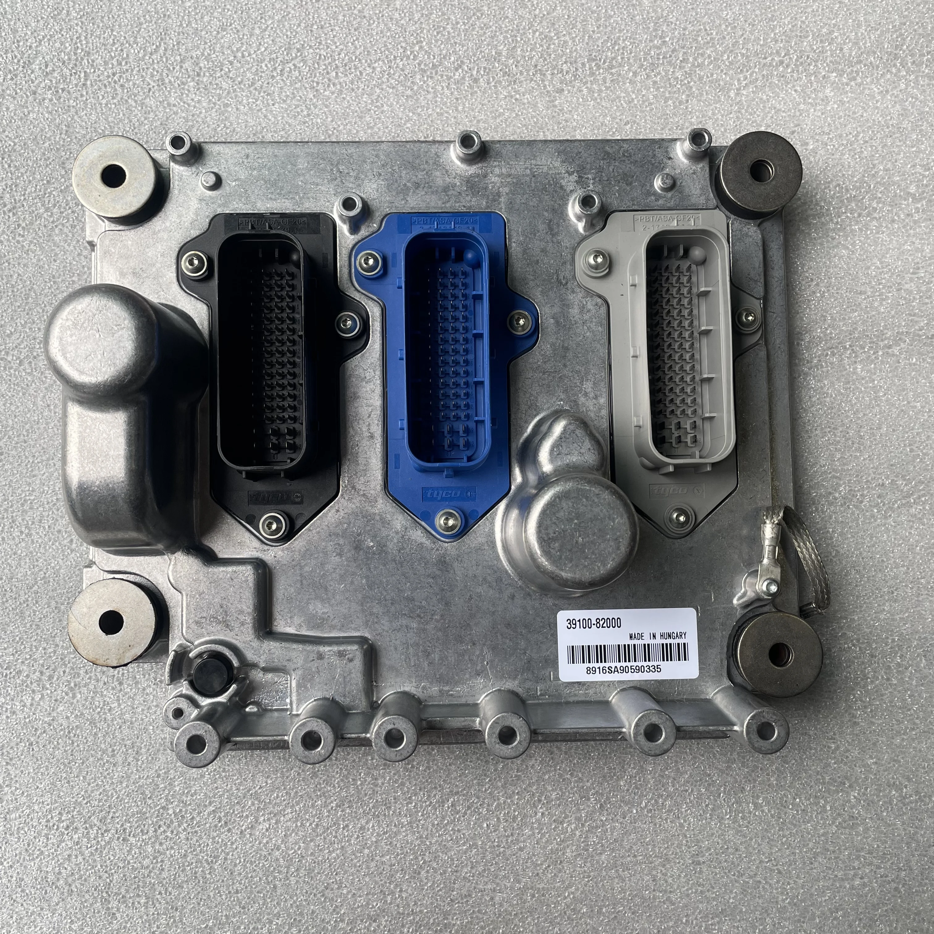 

Подходит для электронного модуля управления компьютерной версии двигателя Hyundai Chuanghu 39100-82000