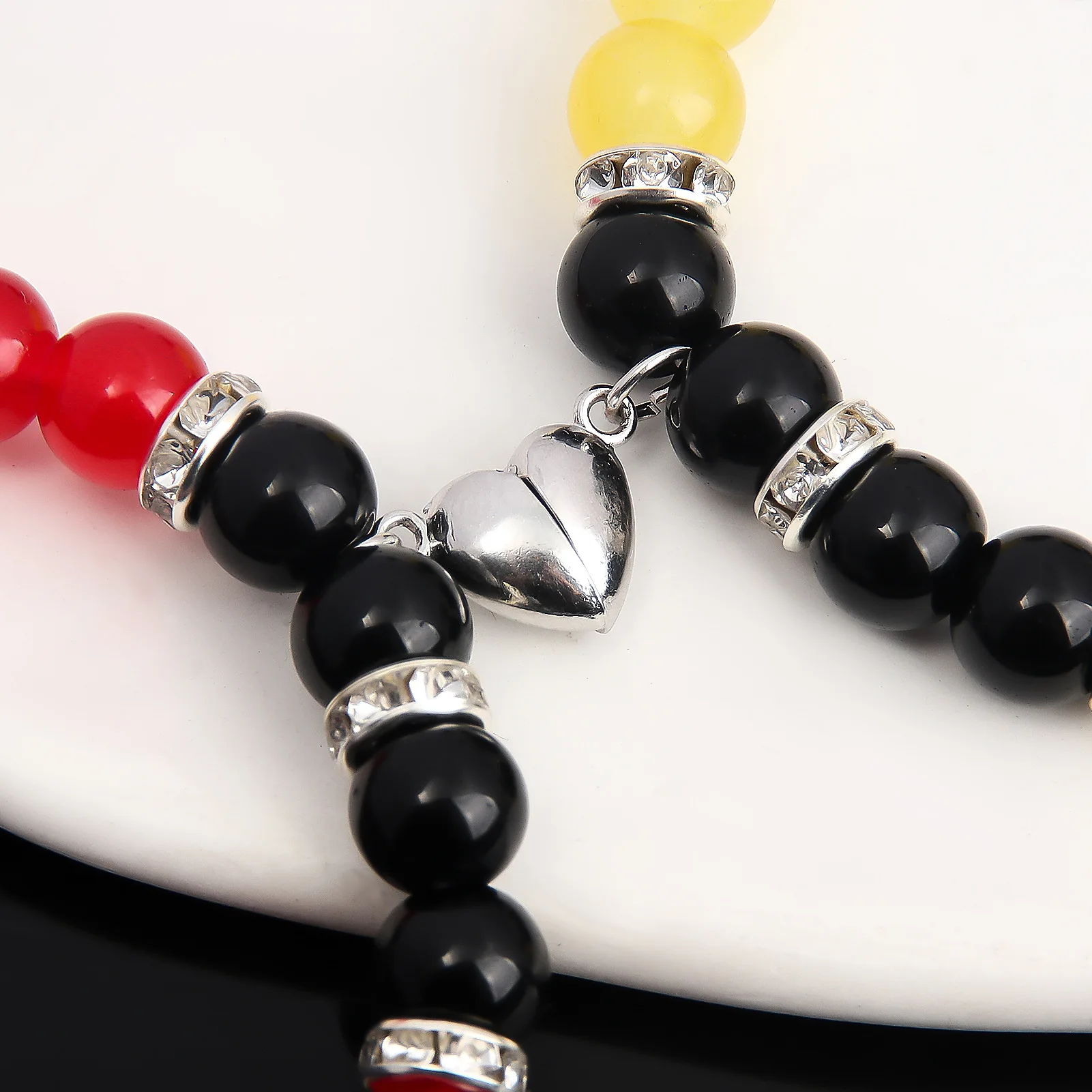 2Pcs/Set Deadpool Wolverine Best Friends Friendship Bracelet Magnet Suction Heart Bead Bracelet for Women Men Jewelry Gift