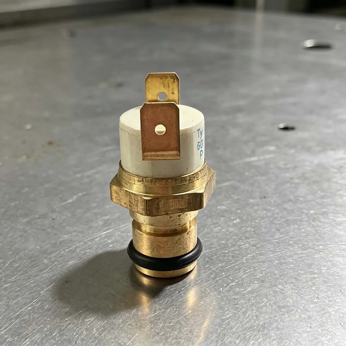 Brass Water Pressure Switch PS-M20 0.35bar / 0.45bar Optional Safety Protection Spare Part for Gas Boiler Water Heater