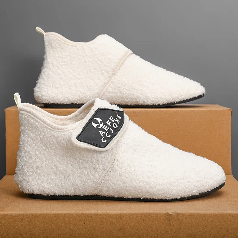 

MAEDEF Winter Cotton Shoes Men Warm Slip on Lightweight Slippers Men Plush Bedroom Home Cotton Loafers Men Winter Warm Shoes