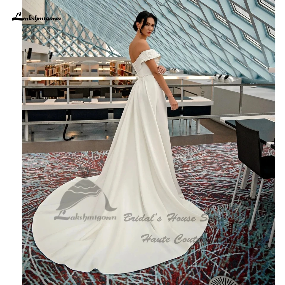 Lakshmigown Moderne Satin-Hochzeitskleider Schulterfrei 2026 Sexy Damen A-Linie Kirchen-Dinner-Brautkleider Seitenschlitz Maßanfertigung – Detail 3