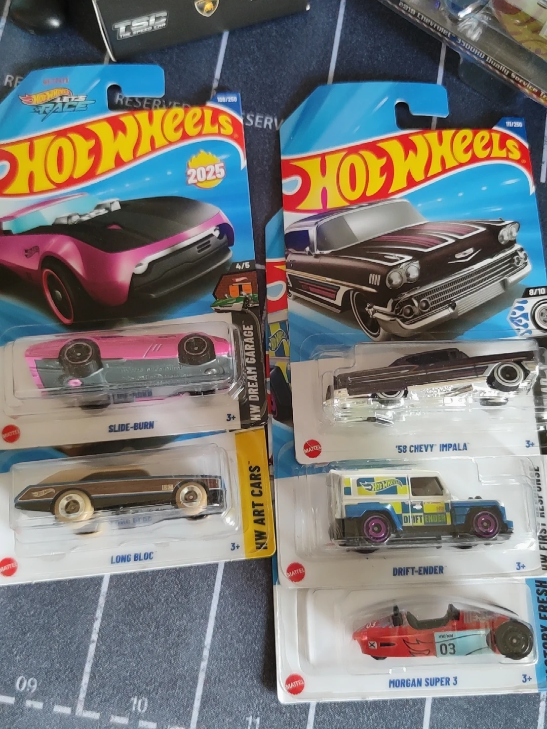 Hot Wheels-coche de juguete deportivo, pista de coche de aleación, juguete para niño, modelo de coche de carreras F1, lote 2025e, regalos para niños, sorpresa de cumpleaños