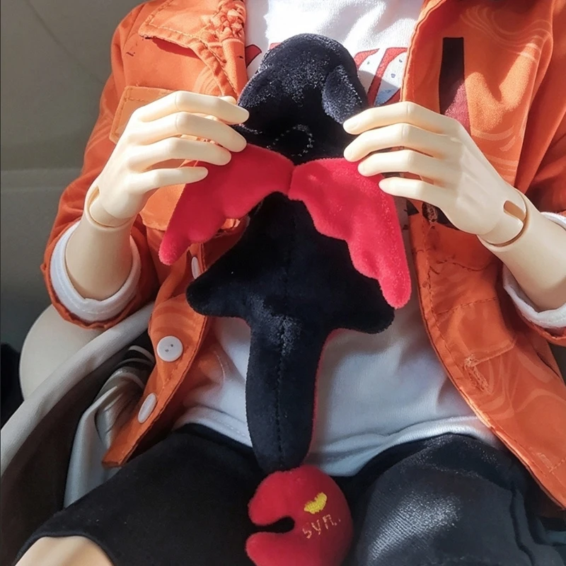 Love and Deepspace Sylus Plush Doll Chibi Silver Hair Red Eyes Black Wings Slow Rebound Stuffed Figure Shelf Display Gift