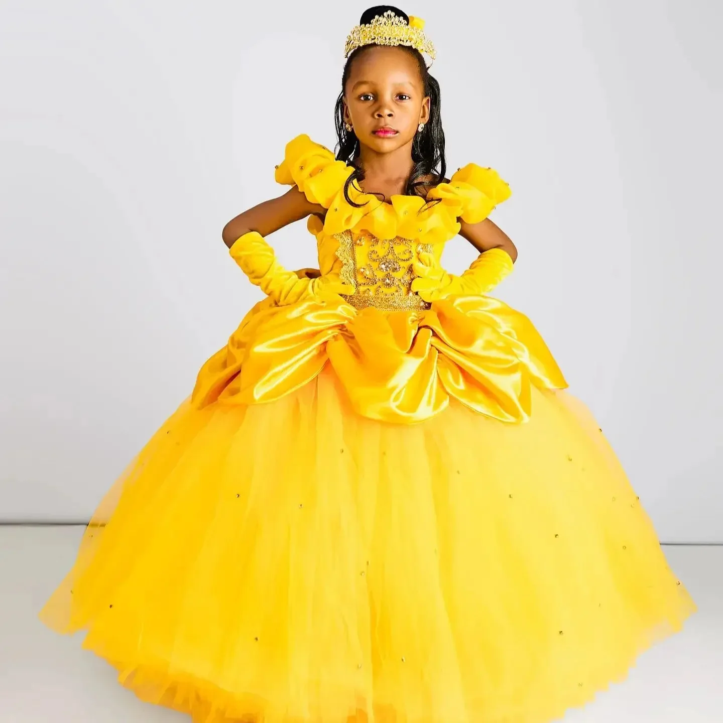 فساتين فتاة الزهور الذهبية لحفلات الزفاف كريستال سباركلي فاخر الأميرة حفلة عيد ميلاد رائع مأدبة الأداء ثوب مخصص