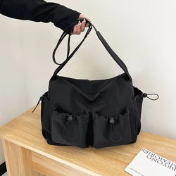 Borse a tracolla semplici in Nylon solido ad alta capacità con cerniera tasche Multiple borsa a tracolla Casual Tote 2024 borse di vendita calde per le donne