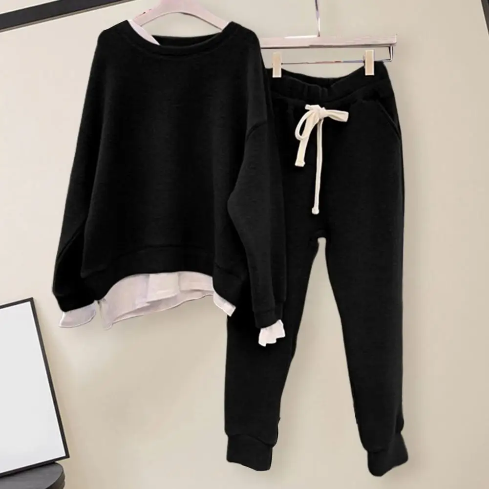 Chic Women Sweatshirt Pants Set Pockets Sweatshirt Sweatpants Set Solid Color Round Neck Autumn Top Pants Suit Warm