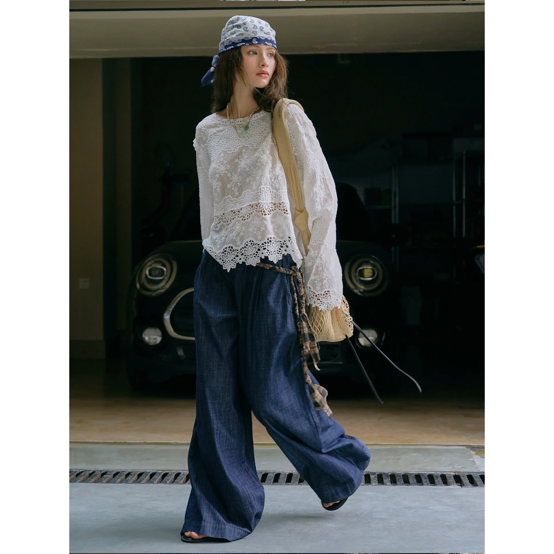 Summer and Autumn French Style Lace Cotton Washed T-Shirt with Three-Dimensional Hollow Out Soft and Breathable Tops for Women