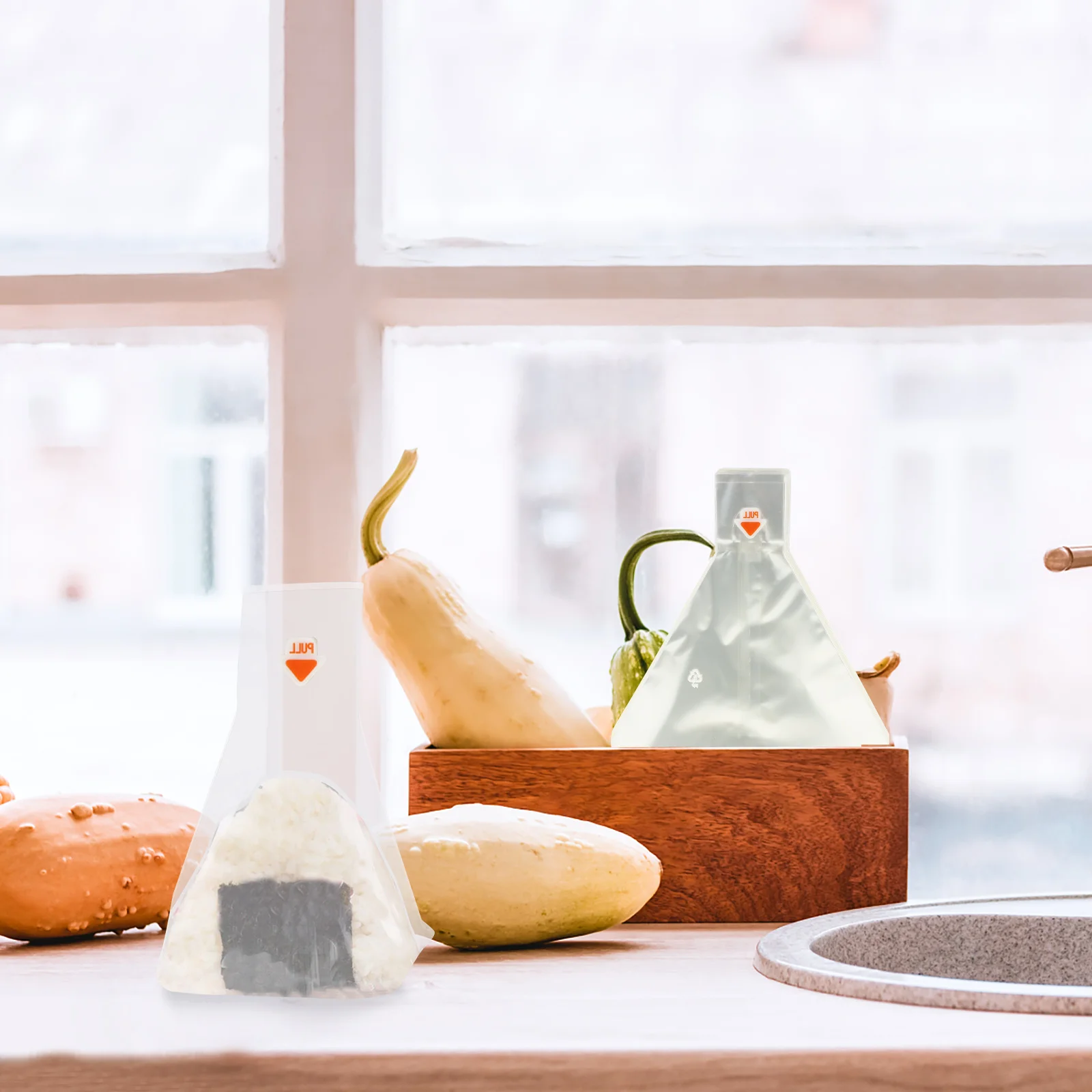 

100Pcs Sushi Wrappers Set Elegant Onigiri Packing Bags Moisture Resistant for Food Service Restaurant Catering Home Use Multi