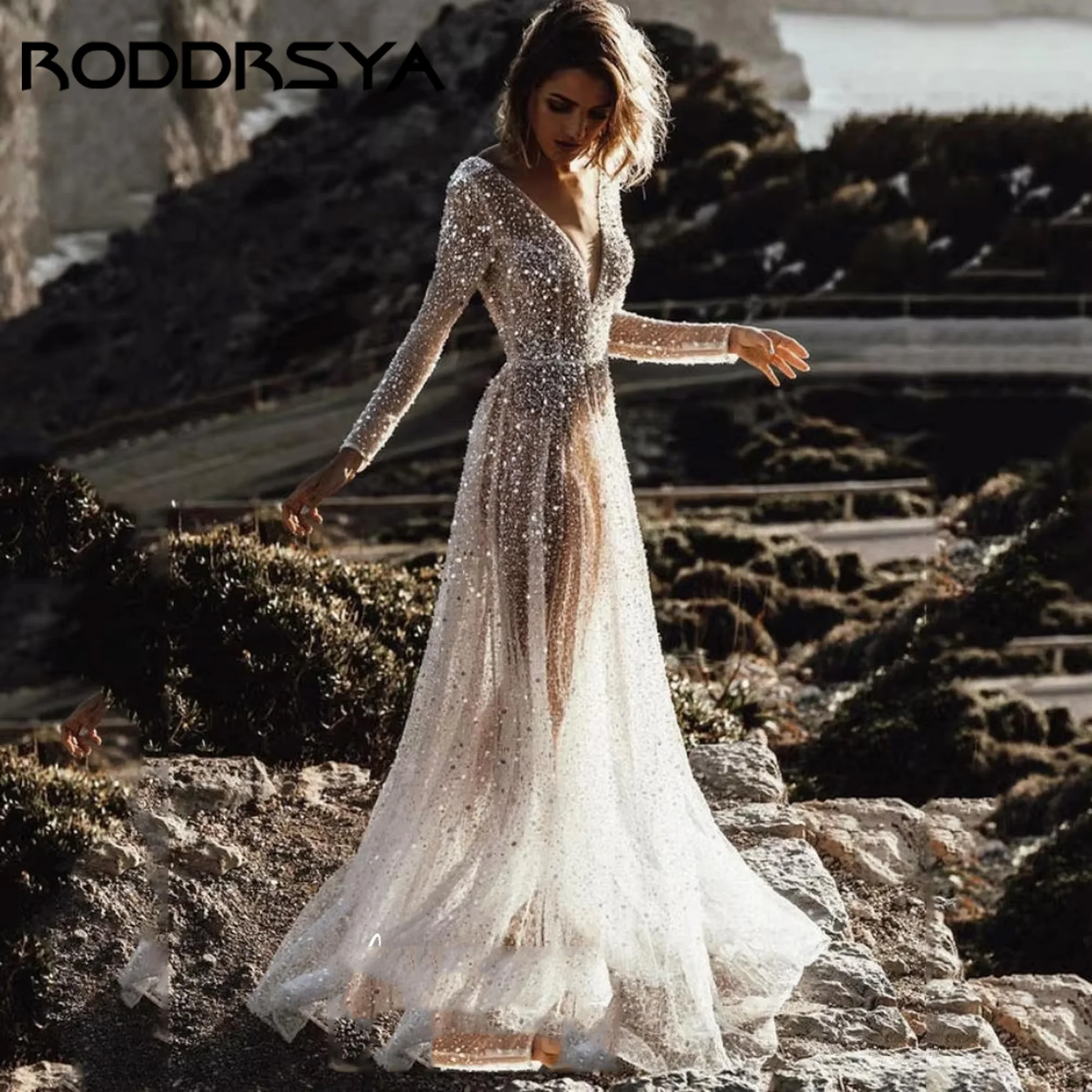 

Boho A-Line V-Neck Wedding Dresses Illusion Diamond-covered Beach Bride Robe Long Sleeve Bridal Gown Vestido De Noiva Customized