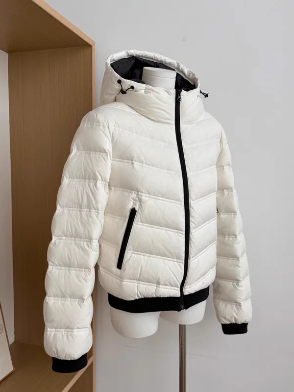 

American Retro Style Lightweight Cotton Jacket with Hood Thickened Winter Coat Slimming Design Casual Comfortable Fit