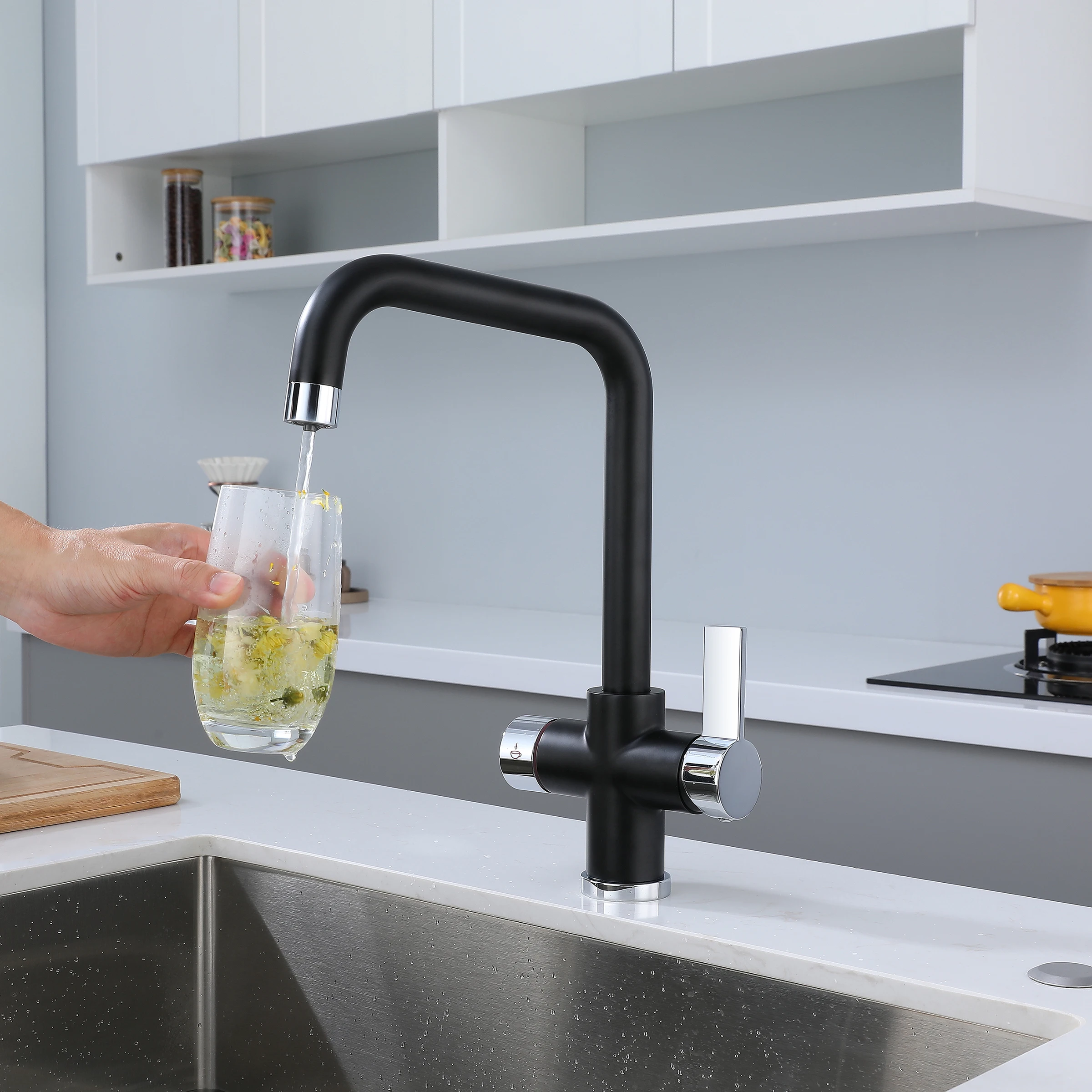 Digital LED 4 Way Instant Boiling Hot Water Tap /Filtered/Hot/Cold 4 in 1 Kitchen Tap Brass Matt Black U Spout Kitchen Sink Tap