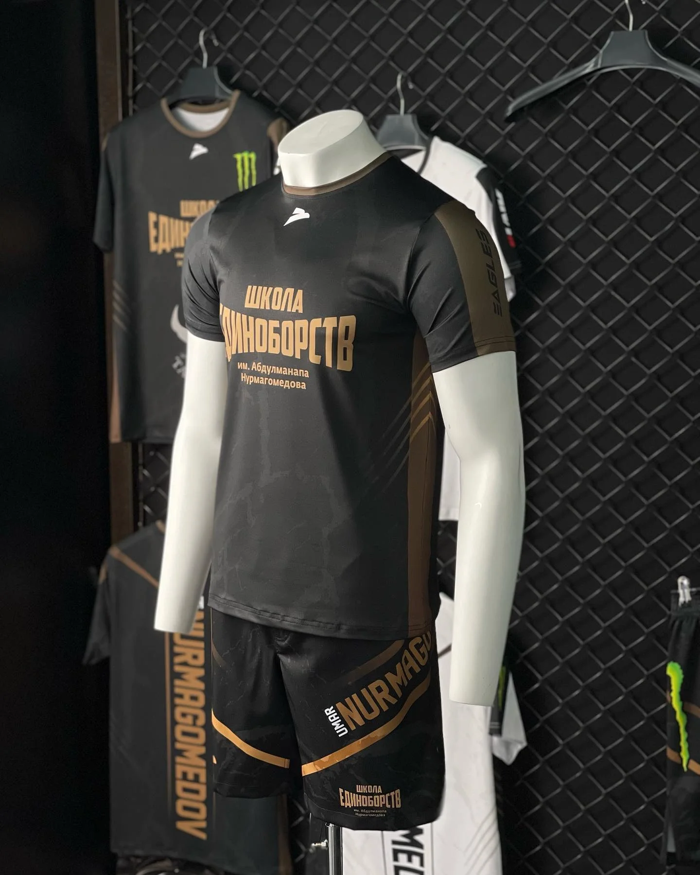 

2026 New Summer Men MMA Training Set Quick Dry Breathable T Shirt and Shorts for Gym and Combat Sports
