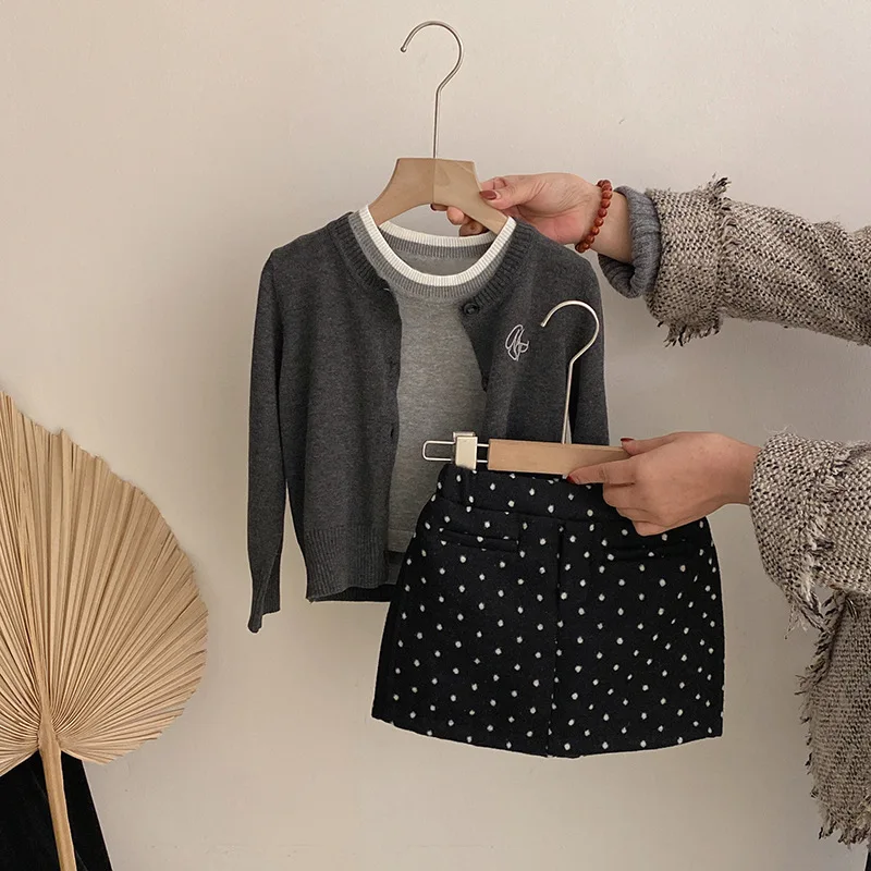 

2025 Spring New Style Girls' Embroidered Knitted Cardigan Cute Tank Top Polka Dot Half Skirt 3-Piece Set