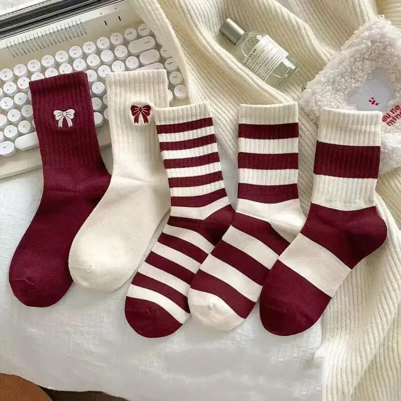 

Vintage Red Striped Women's Socks 2025 Autumn Winter Sweet Bowknot Comfort Knitted Cotton Socks 5 Pairs Non Slip Girls' Stocking