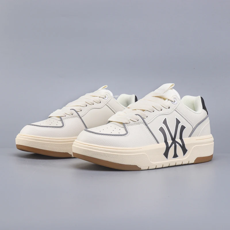 

Spring and summer unisex couple sneakers with breathable, non slip, casual and versatile sports trend shoes