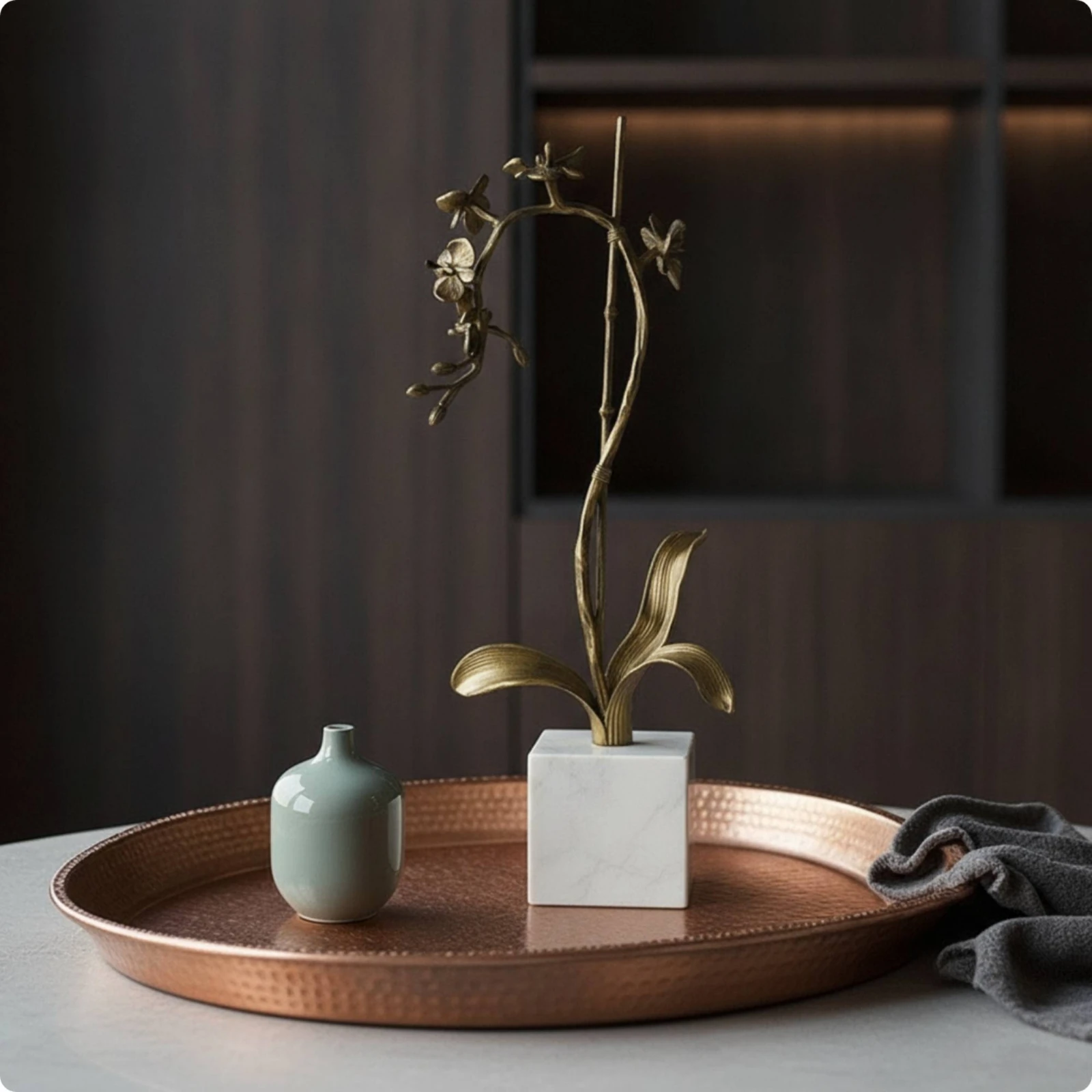 Flower Statue with Marble Base Elegant Flower Sculpture Flower Figurine Modern Metal for Living Room, Console Table