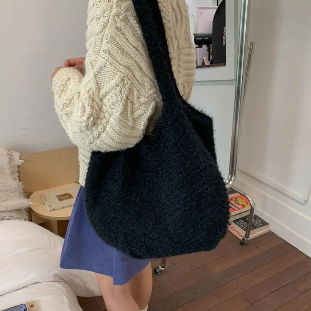 

Trendy Korean Style Knitted Shoulder Bag Casual Vintage Woven Tote Bag Handbag Leisure Winter Underarm Bag Winter