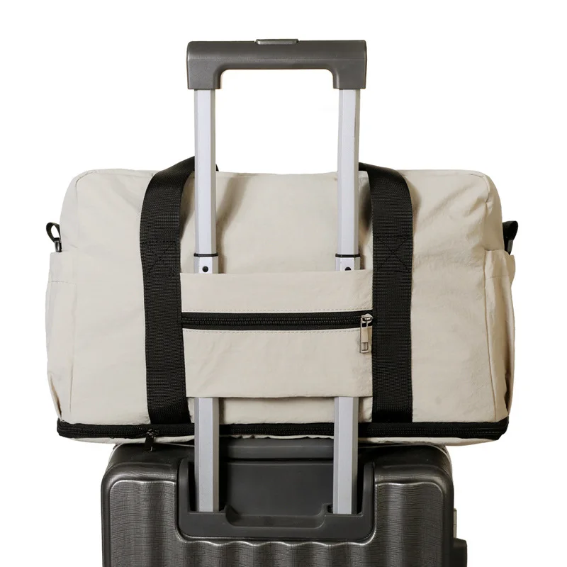 borsa-da-viaggio-leggera-e-portatile-ideale-per-il-lavoro-per-brevi-viaggi-per-l’attivita-fisica-per-la-maternita-con-scomparto-separato-per-indumenti-asciutti-e-bagnati-pensata-per-le-donne-in-gravidanza