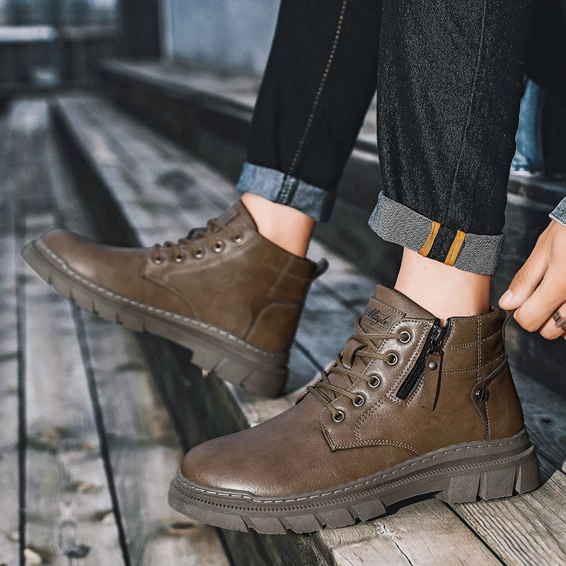 Men Retro Work Shoes Autumn Winter Thick Bottom High Top Non Slip Casual Boots Leather Boots Chelsea Desert Waterproof Boots