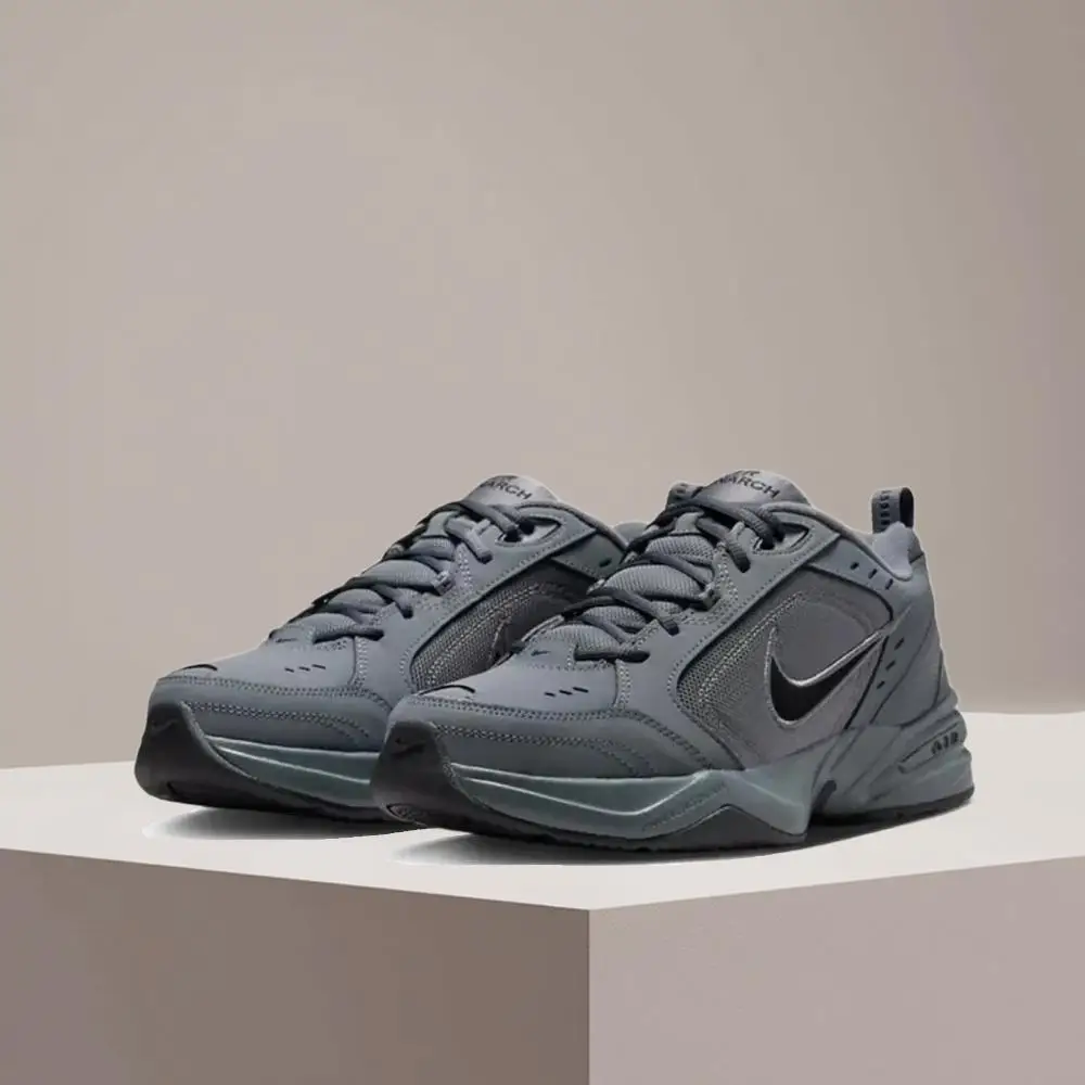 Nike Air Monarch 4 …