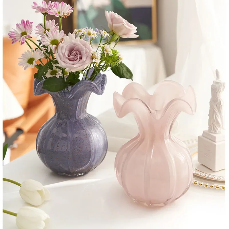 Vintage Crimped Vases for Flowers, INS High-Value Glass Vase, Money Bag Shape, Light and Romantic Home Decoration