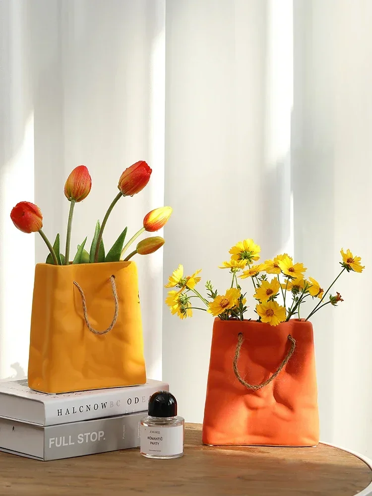 

Nordic Light Luxury Ceramic Vase Decoration Home Flower Arrangement Dining Table Dried Flower Flower Arrangement Decorative Vase
