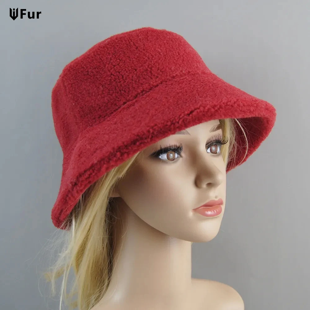 

New Russian Fashion Hats Female Casual Cap Women Shearling Sheepskin particles Hat Lady Autumn and Winter Brand Luxurious Caps