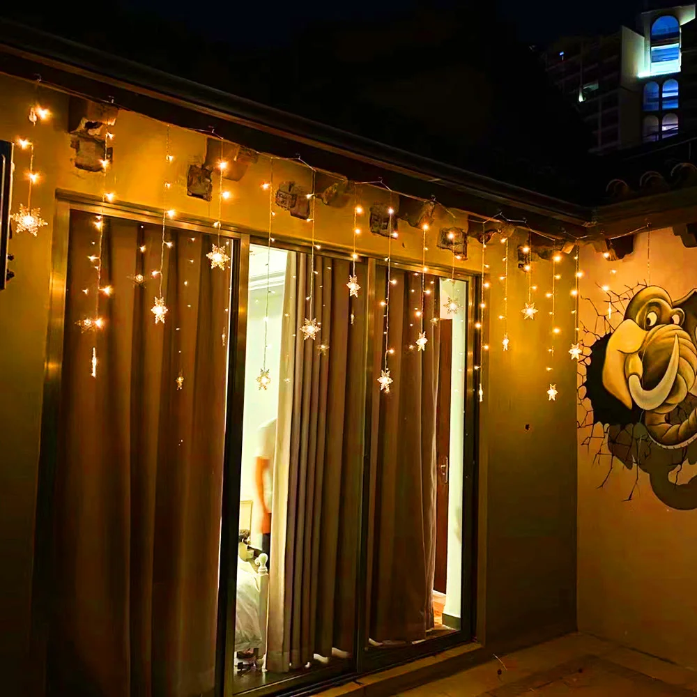 8 Modes LED Snowflake Lights Window Curtain Garland Christmas Decoration Waterproof Outdoor Fairy String Light 31V EU/US/UK Plug