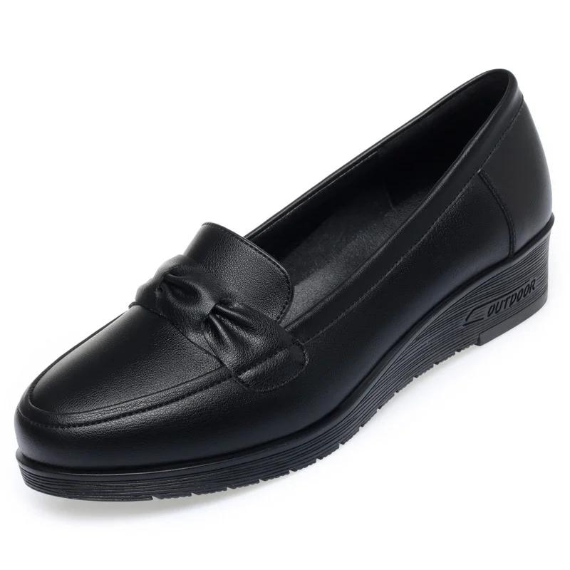 Spring Autumn British Style Retro Platform Black Mother Leather Shoes Women Soft Sole Classic Non-slip Flats Loafers