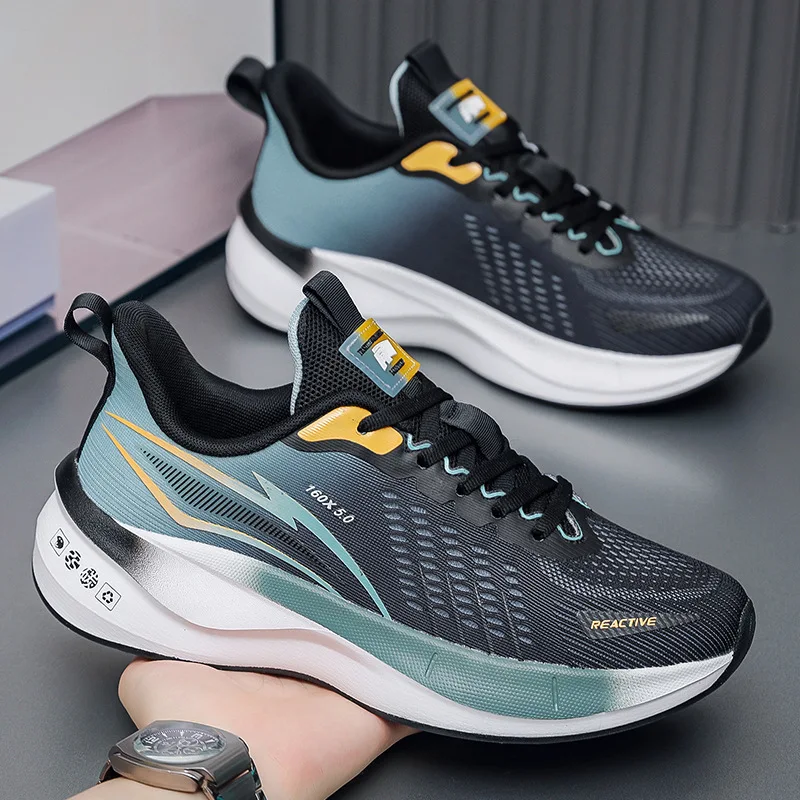 Couples' Matching Speed Running Shoes Lightweight Racing Sports Footwear Durable Running Shoes for Men and Women