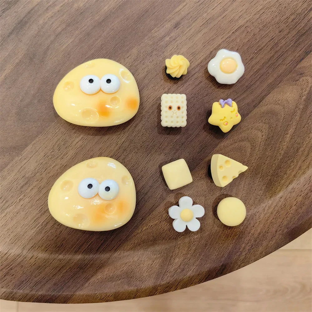 

10pcs 3D MAZ size charm set shoe decorations carton Cheese and Cracker Cookies Creamy accessories buckle sneakers