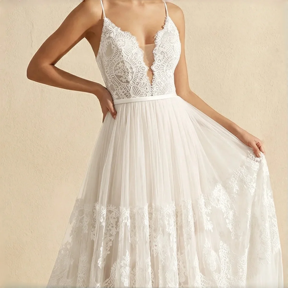 Boho French Tiered Lace Tulle A-Line Scalloped Deep V Corset Lace-Up Back A-Line Lace Wedding Dress Chapel Train Customizable