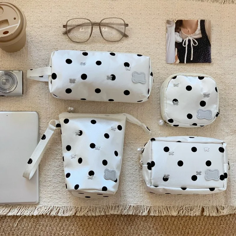 Korean Style Polka Dot Makeup Bag Ins Large Capacity Pencil Case Multifunctional Sundries Cosmetics Handheld Pouch Case