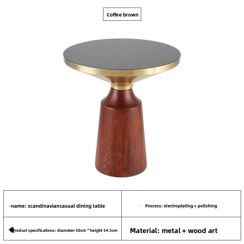 طاولة قهوة من الخشب الصلب، غرفة معيشة بسيطة وحديثة، شقة صغيرة، طاولة قهوة مستديرة