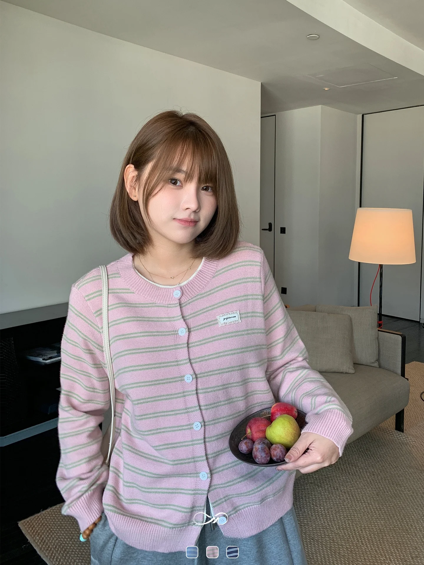 

Женский вязаный свитер-кардиган больших размеров в полоску, повседневный, свободного кроя, осенний, модный, с низким круглым вырезом, длинными рукавами, для ношения под одеждой