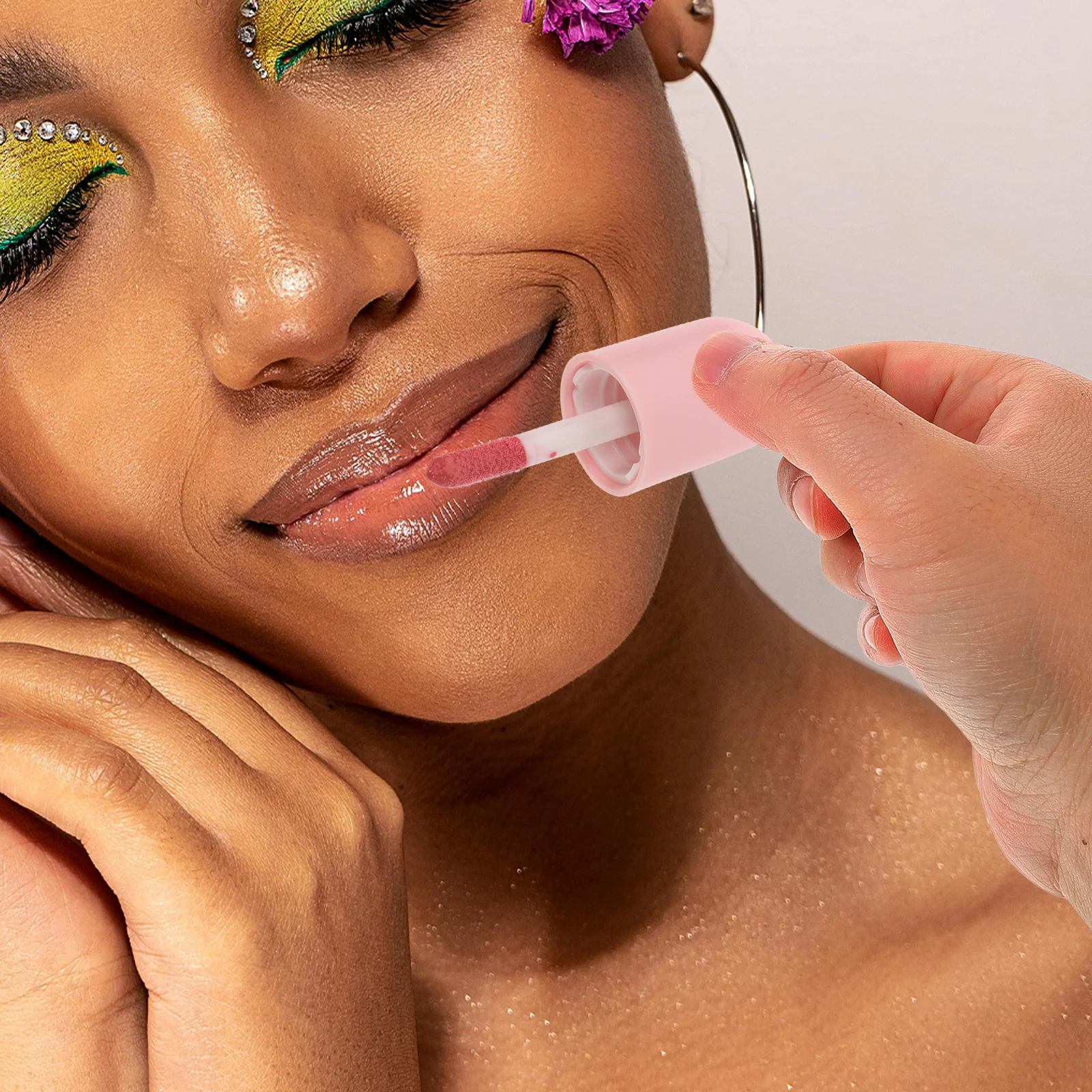 ミニリップグロス 保湿リップグロス 簡単塗布 リップティント ティンテッドウォーターグロス リップティント リップメイク 若い女性とティーン向け