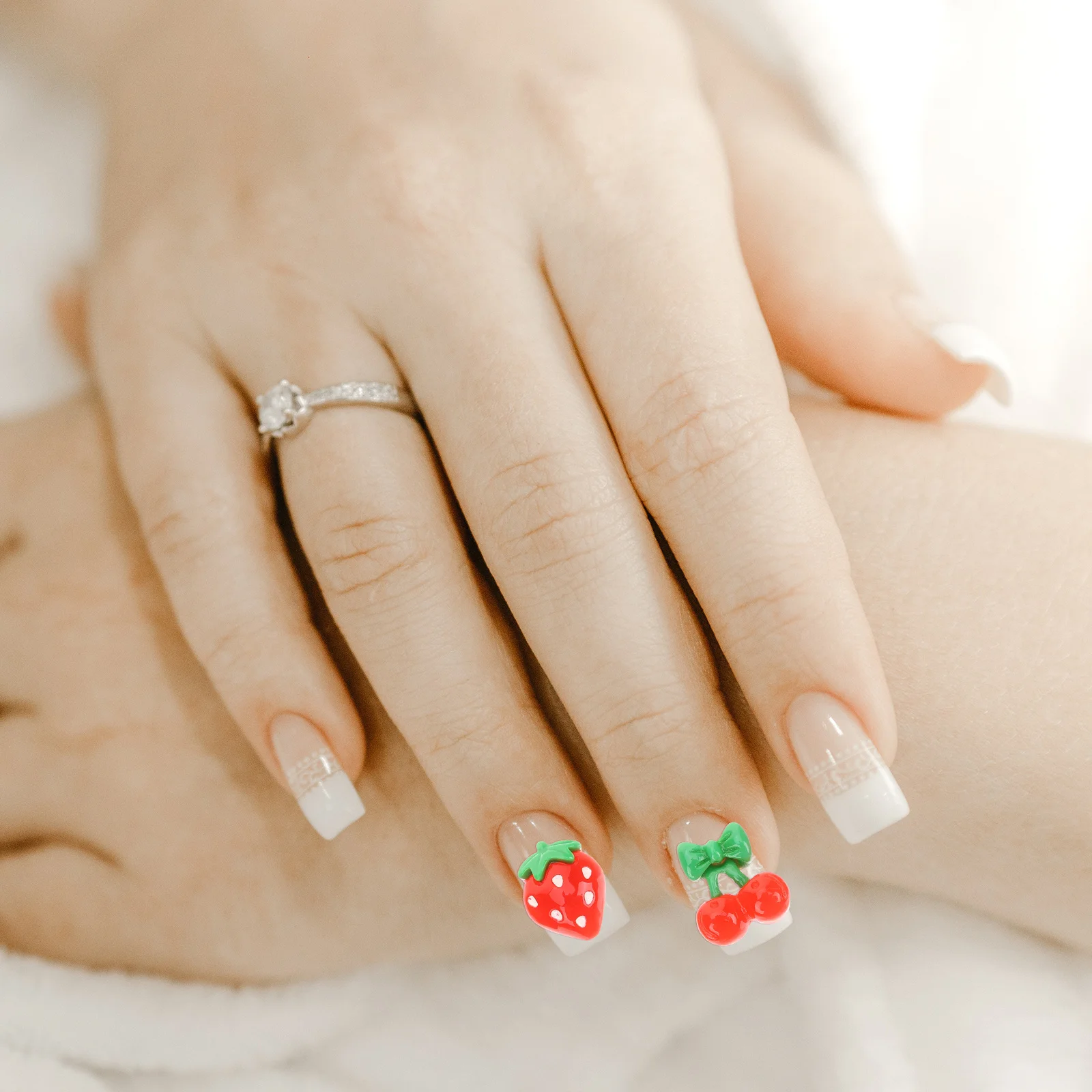 

60Pcs Nail Art Fruit Slices Resin Decor Charm Embellishments for Nails Elegant Nail Art Decoration Kit Creative Crafts