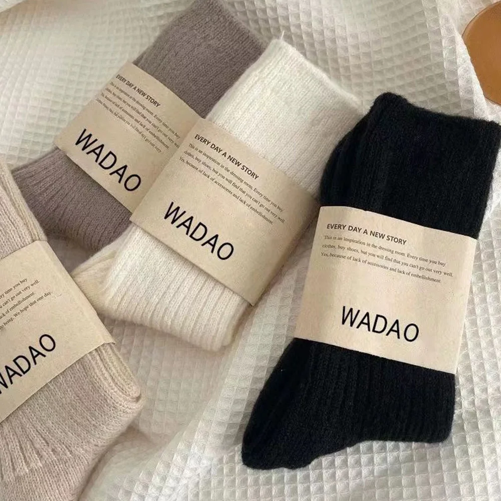 1/2pairs Winter Socks Women Cashmere Wool Thicken Warm Women Socks Sox Japanese Fashion Harajuku Solid Color Thermal Long Socks