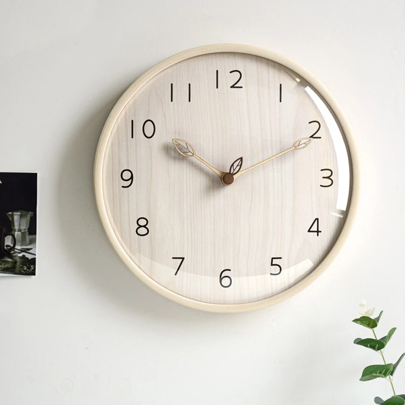 

Solid wood wall clock, modern and simple living room, silent clock Home Decor, personalized fashionable creativity Nordic Clock