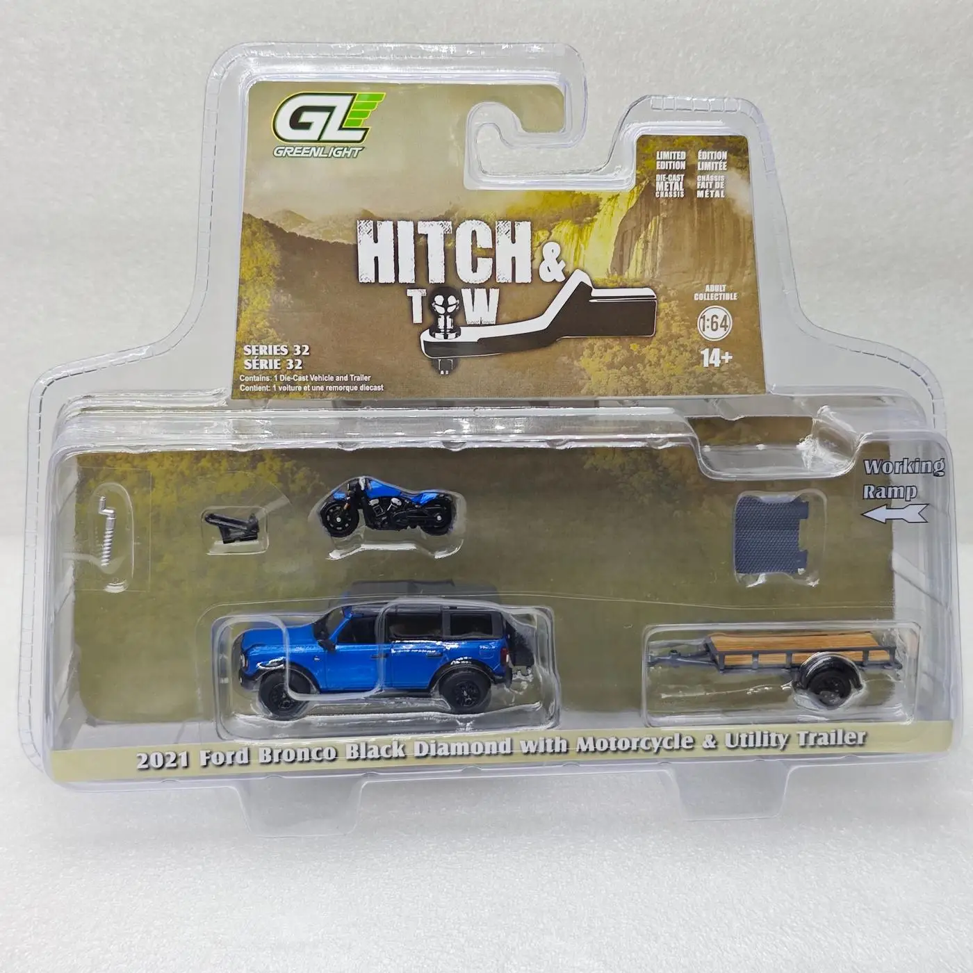 

Green Light 1:64 H & T Series 32 - 2021 Ford Lie Horse & Trailer & Motorcycle 32320-C Diecast Alloy Car Model Collectible