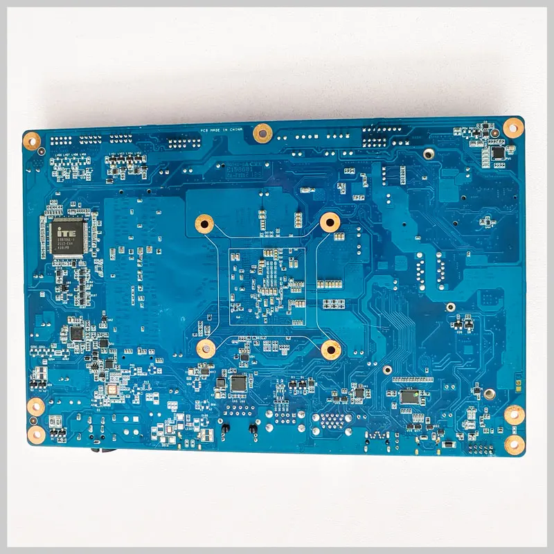 ITX マザーボード MKBUCAP Rev:1.0 - オリジナル産業用制御産業用制御ボード - コアマザーボード - テスト作業