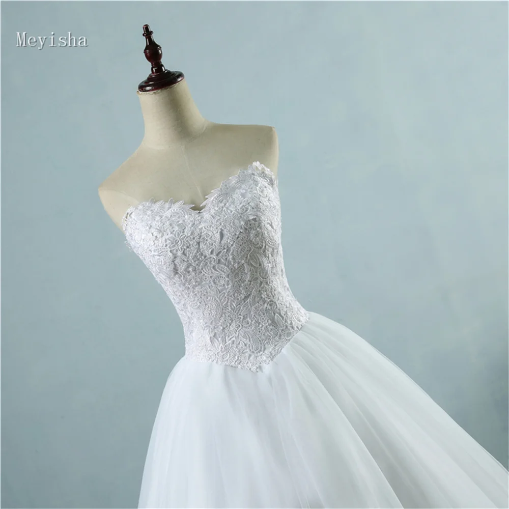 ZJ9081 エレガントなパールストラップレスウェディングドレス繊細なプリンセス女性バック花嫁ドレスコートトレインボールガウン