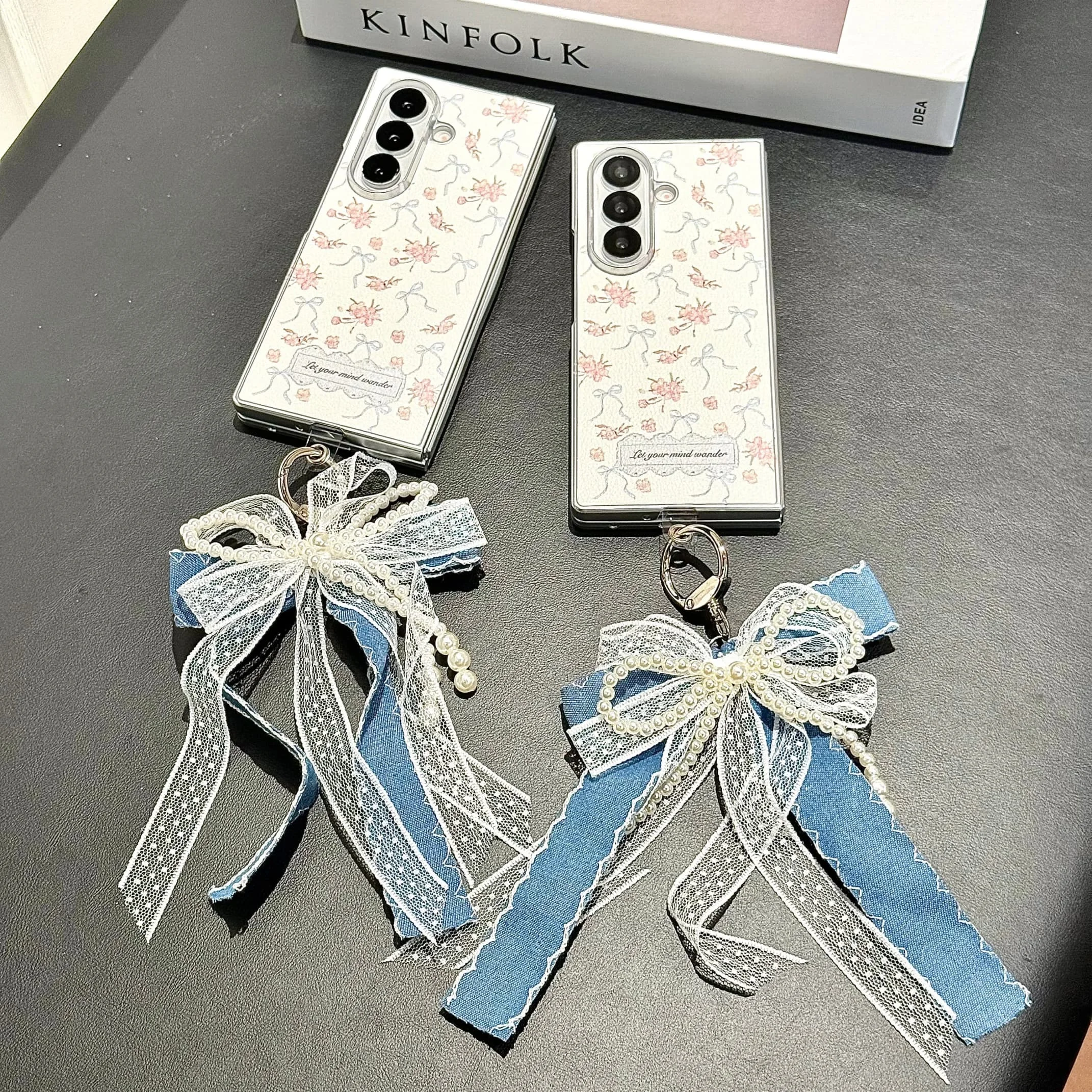 

Back Cover For Samsung Galaxy Z Fold 7 6 5 4 Flip Case Shell Love Mirror Wristband Bracelet Chain Hand Straps Rope Hard Pc Case