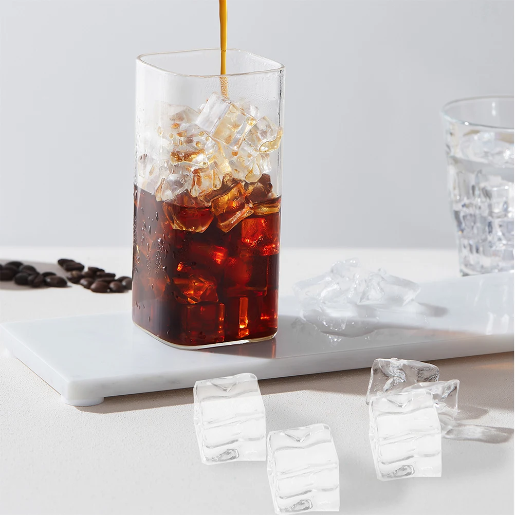 

100Pcs Simulated Ice Cubes Reusable Plastic Fake Ice Clear Realistic Non-Melting Washable for Cocktails Party Wedding