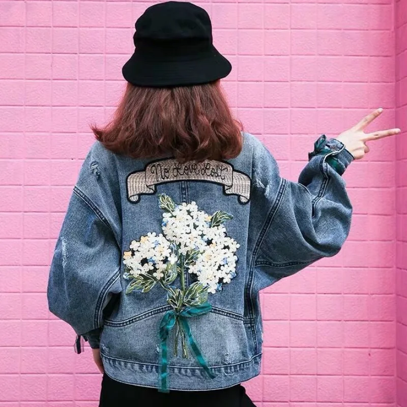 

Denim Coats Pearl Special Winter Jean Jackets for Women 2023 Woman Coat Crop Latest Fashion New Arrival Fringe Novelty Blue Hit