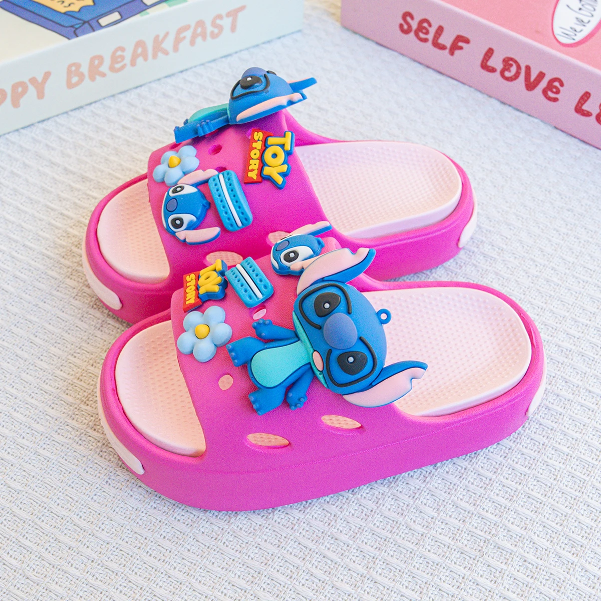 MINISO ديزني غرزة النعال للفتيات المنزل والخارج ارتداء الصيف لطيف الاطفال النعال طفل نعال شاطئ 2 إلى 3 4 5 6 7 8 سنوات