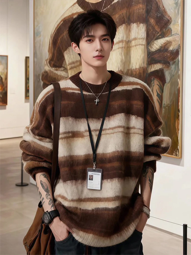 

Retro American Sle Men's Camere Sweater Autumn Winter Korean Sle Striped Color Blo Knitted Base irt Casual Loose Fit